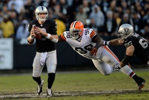 Phil-Taylor-Cleveland-Browns-v-Oakland-Raiders-tMbqSkycDQ8l